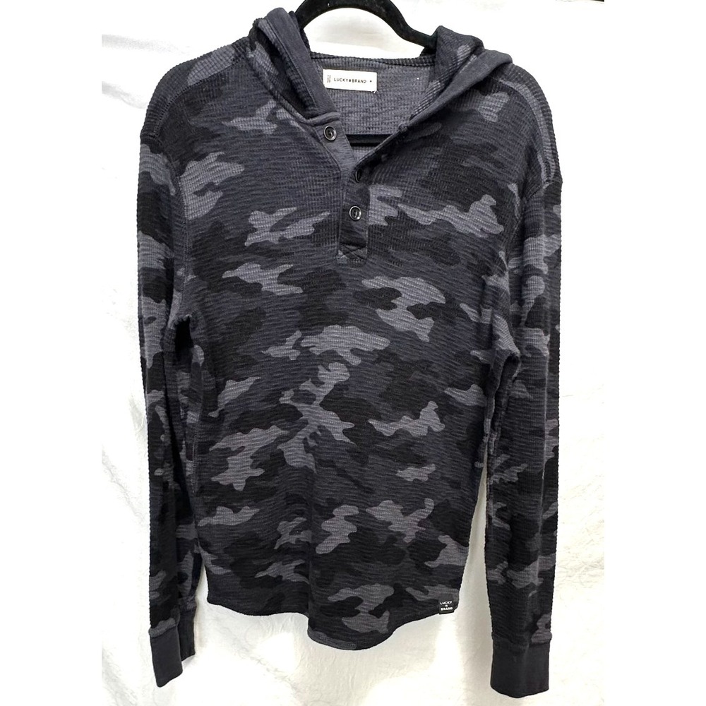 Lucky Brand Men's M Black & Gray Camouflage Long Sleeve Hooded Thermal Shirt